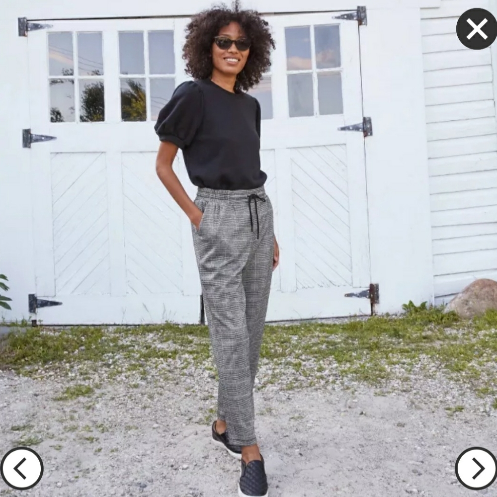 A new day plaid pull on joggers size large pockets